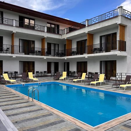 Anne'S Hotel In Mestia Dış mekan fotoğraf