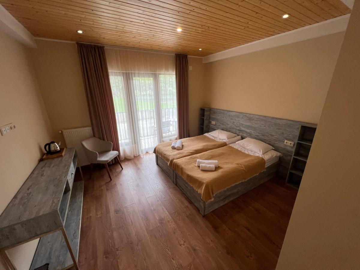 Anne'S Hotel In Mestia Dış mekan fotoğraf